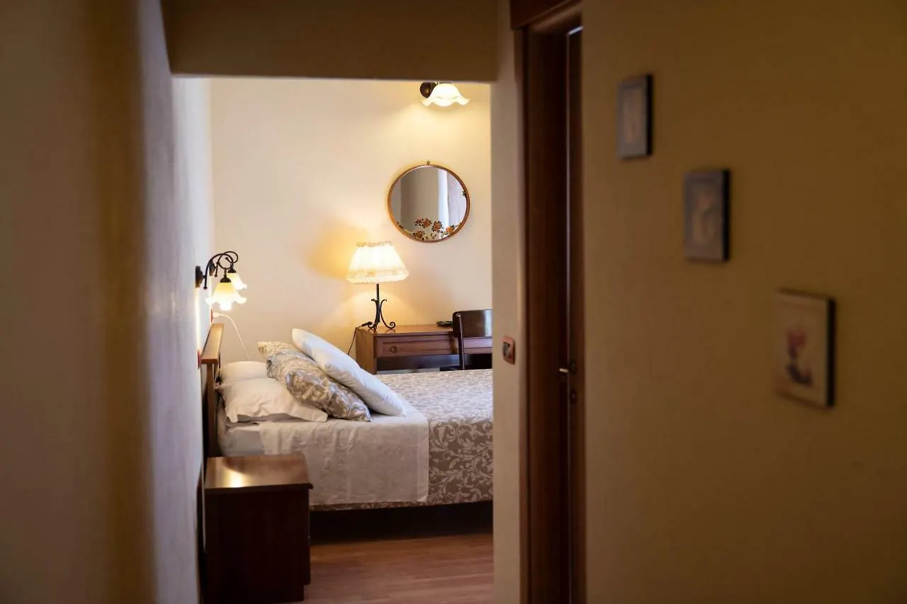 Antica Casa Sanna Hotell Guspini 3*,  Italien