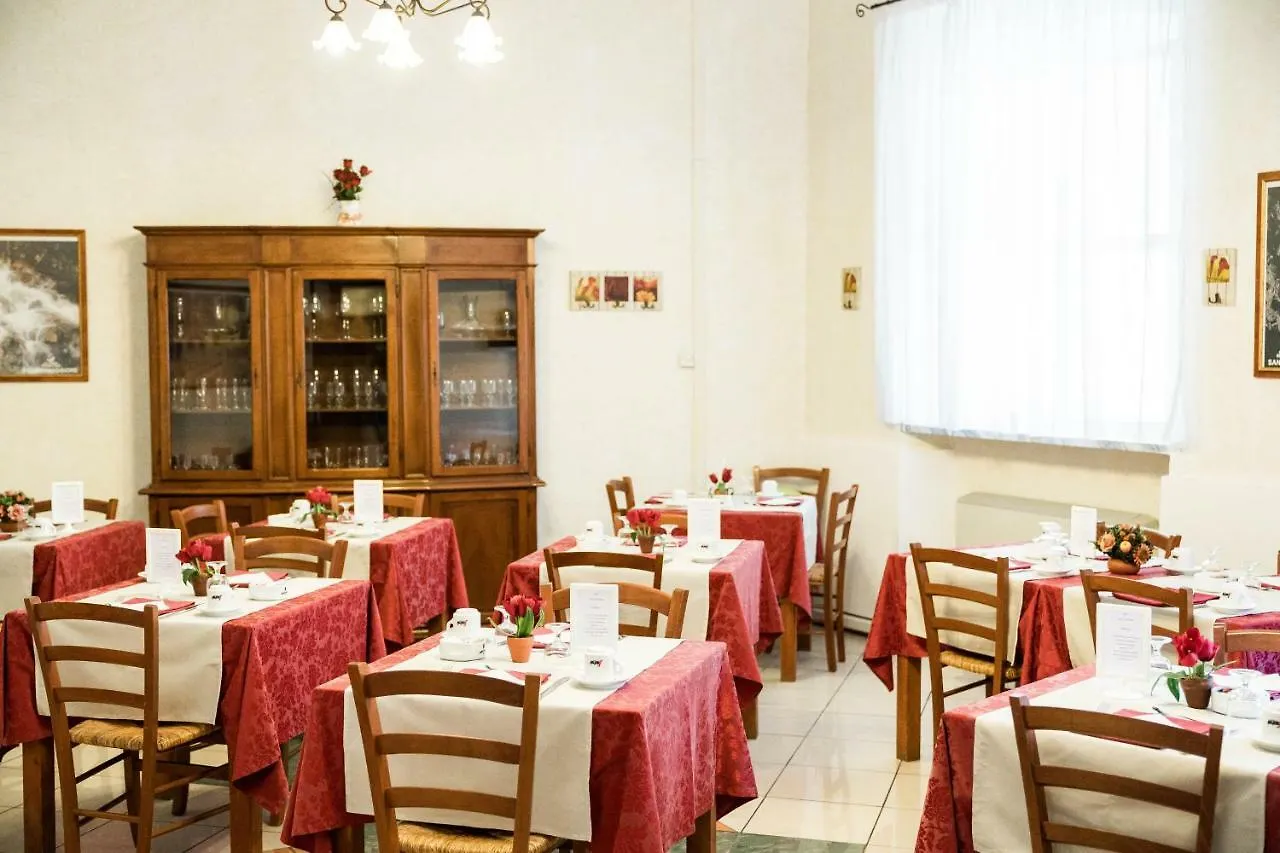 Antica Casa Sanna Hotell Guspini 3*,